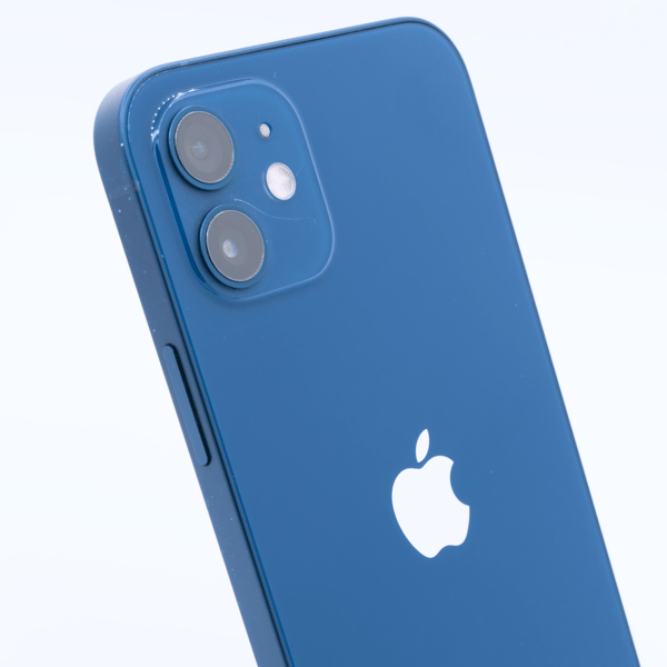 Good condition, body view — the back and frame of a typical phone at this grade