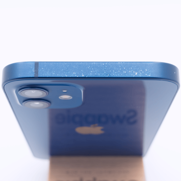 Good condition, top edge — the top of the frame of a typical phone at this grade